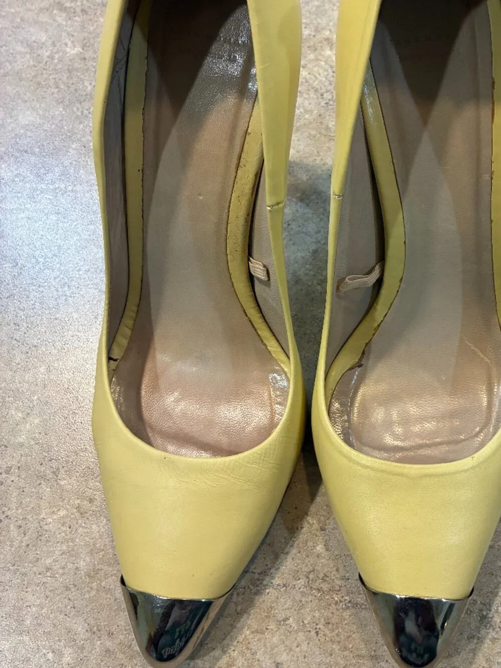 ZARA Woman Leather Butter Yellow Cap Toe Metal Stiletto Heels Pumps EU39/8.5